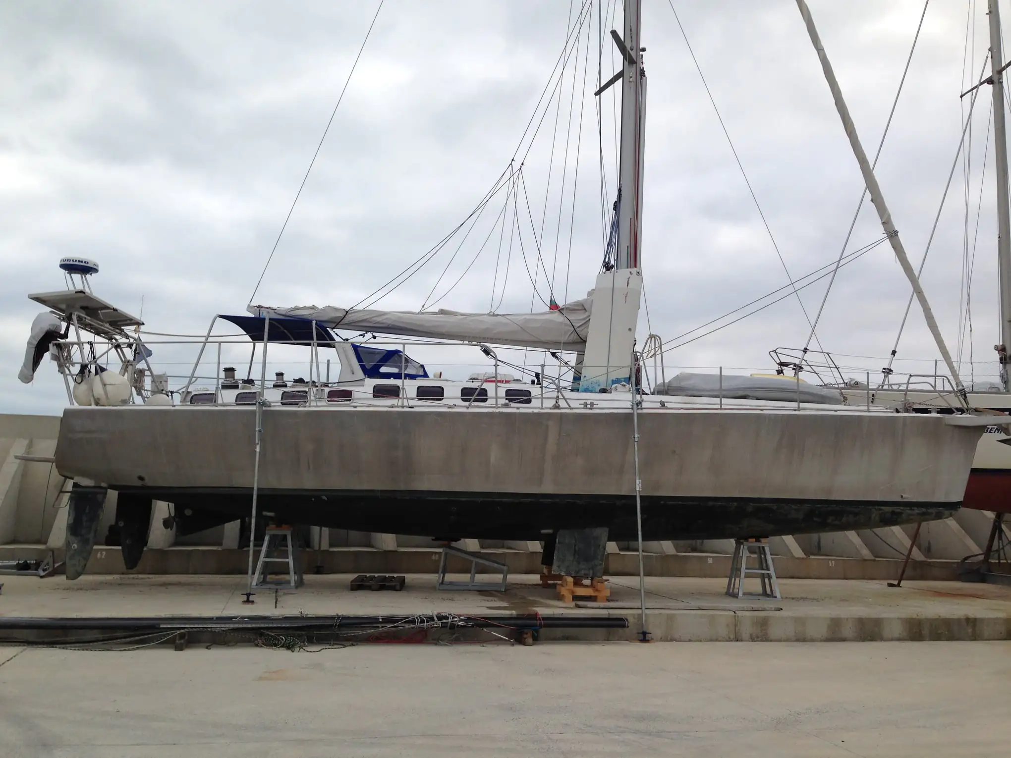 Mirabo expedition sailing boat