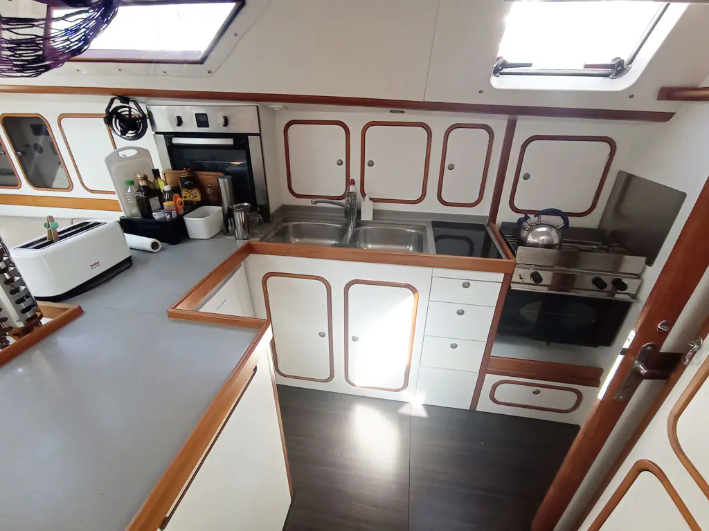 Arctos expedition sailing boat