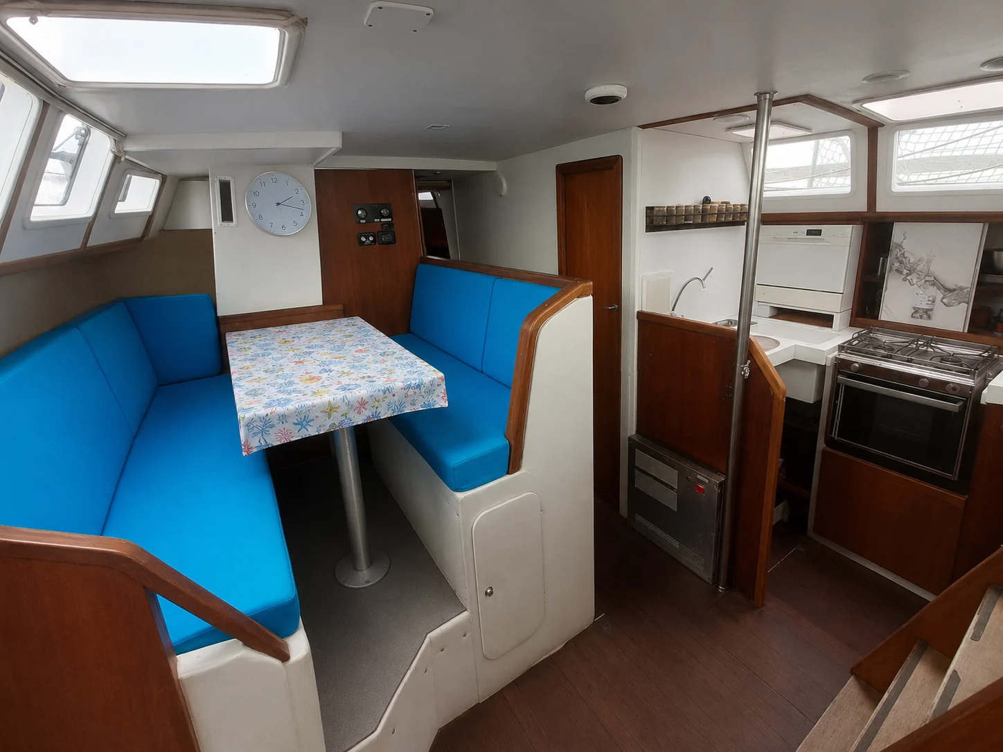 Mirabo expedition sailing boat